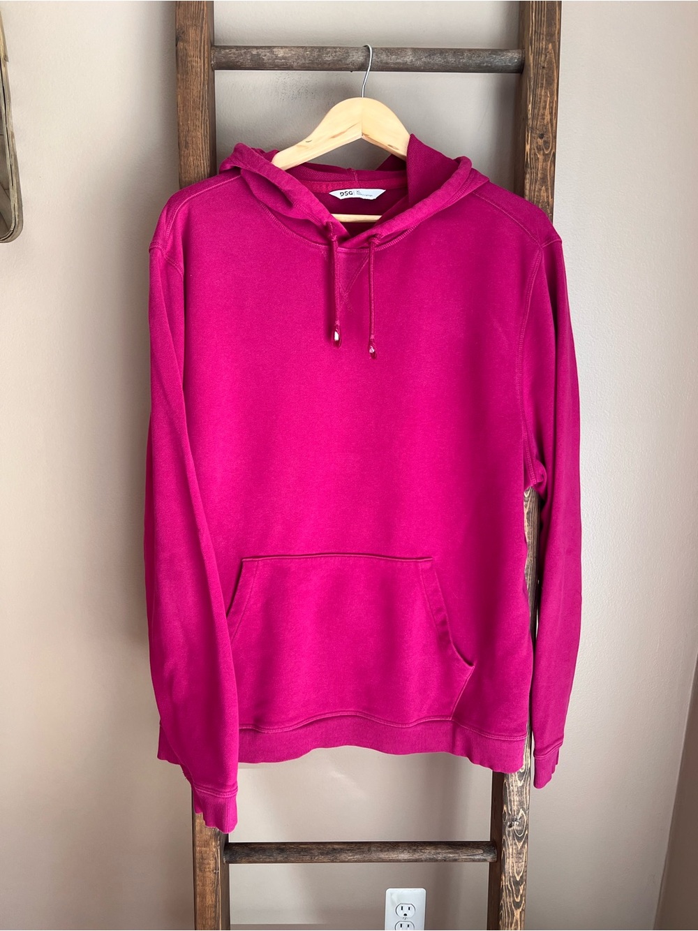 DSG Women’s Fuchsia Hooded Pullover Sweatshirt
